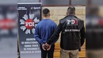 Detuvieron en Santa Fe a un pediatra acusado de abusar sexualmente de la madre de una paciente. Detuvieron en Santa Fe a un pediatra acusado de abusar sexualmente de la madre de una paciente.