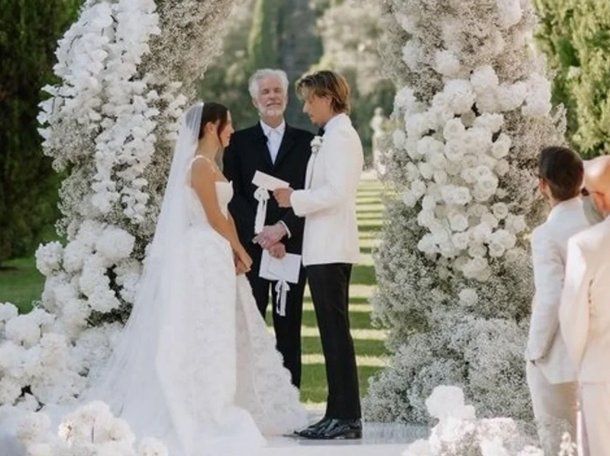 La espectacular boda de Millie Bobby Brown y el hijo de Bon Jovi: las mejores fotos