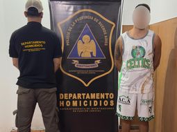 mafias en la salada: se tirotearon por una parada de remises y detuvieron a el gato mafias en la salada: se tirotearon por una parada de remises y detuvieron a el gato