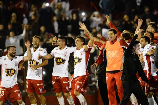 El festejo de Huracán ante San Lorenzo