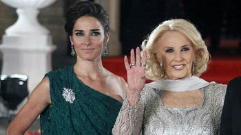 los retos de juana viale a mirtha legrand por la vestimenta que usa los retos de juana viale a mirtha legrand por la vestimenta que usa