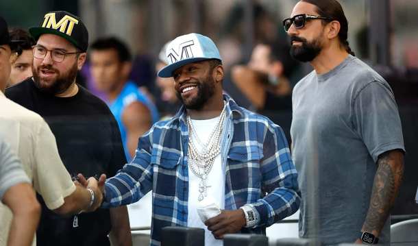 Floyd Mayweather, presente en el partido de Lionel Messi