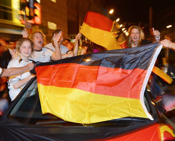 No todo es fiesta en Alemania: hubo ataques xenófobos