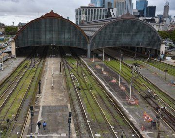 Trenes del Mitre llegan a Retiro pero con demoras y cancelaciones