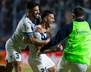 Vélez le ganó 1-0 a Independiente Rivadavia y pasó a la siguiente fase