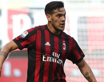 Gustavo Gómez en el Milan