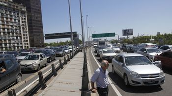 aumentarian los peajes en las autopistas portenas aumentarian los peajes en las autopistas portenas