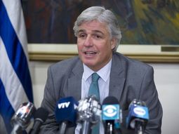 Francisco Bustillo busca desligar la salida de la cárcel de Sebastián Marset con la entrega del pasaporte uruguayo. Francisco Bustillo busca desligar la salida de la cárcel de Sebastián Marset con la entrega del pasaporte uruguayo.