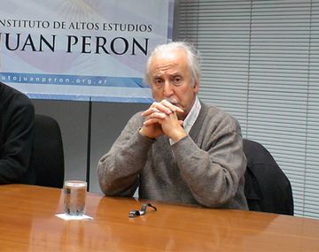 Curia: Los políticos no asumen el problema de la devaluación