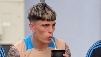 alejandro garnacho tiene un nuevo romance con una modelo en europa alejandro garnacho tiene un nuevo romance con una modelo en europa