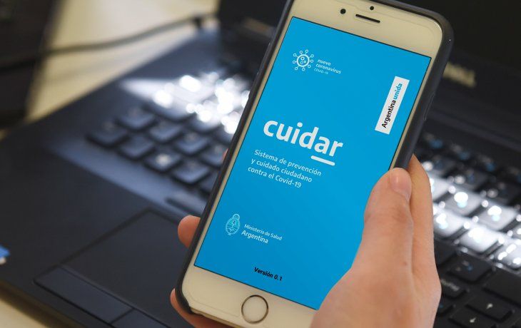Usan la aplicación Cuidar para robar cuentas de WhatsApp