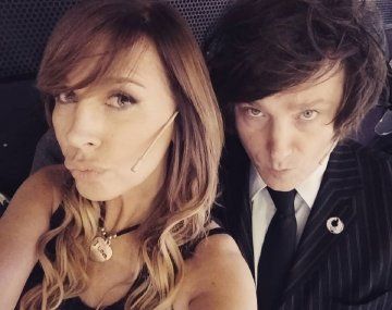 Daniela le escribió una canción a Javier Milei