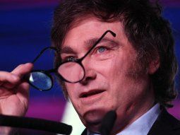 Javier Milei habló tras el debate y se quejó porque el público tosía