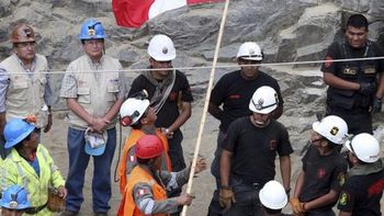 Mineros peru1 Mineros peru1