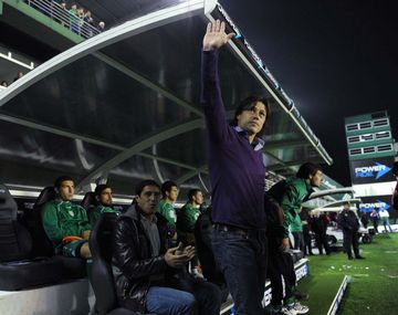 Banfield goleó a Arsenal y se despidió de Almeyda