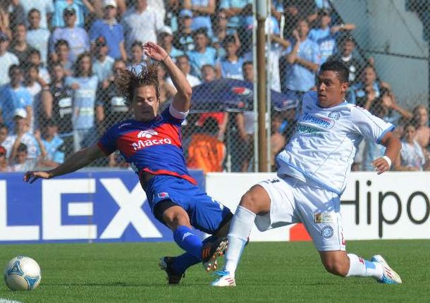 Belgrano superó a Tigre pero no le alcanzó