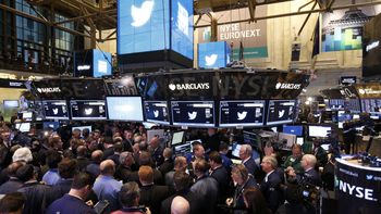 Twitter se desplomó en la bolsa Twitter se desplomó en la bolsa
