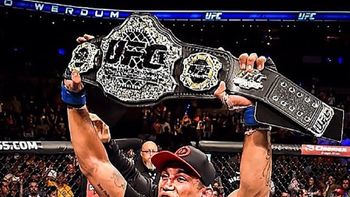 werdum sometio a cain velasquez y la ufc tiene un nuevo rey werdum sometio a cain velasquez y la ufc tiene un nuevo rey