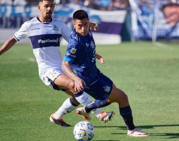 Talleres venció a Gimnasia y alcanzó en la punta a Vélez a una fecha del final