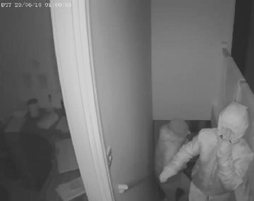 Grabaron a los ladrones más torpes