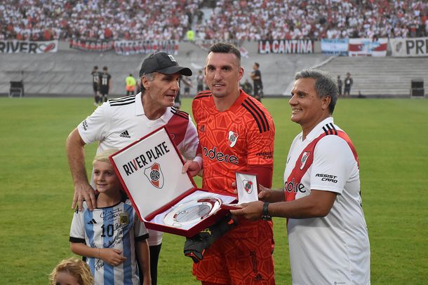 Oscar Ruggeri contó por qué dejó de ser de Boca: ahora es fanático de River