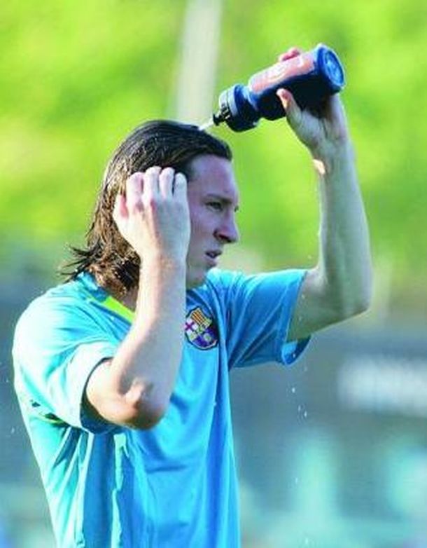 Messi_refresca