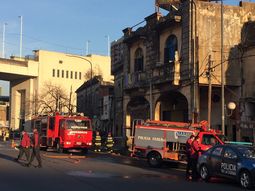 En el lugar trabajaron tres dotaciones de bomberos