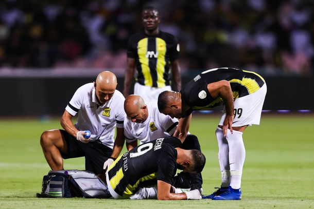 Malas noticias para Marcelo Gallardo: se lesionó Karim Benzemá en la previa del Mundial de Clubes