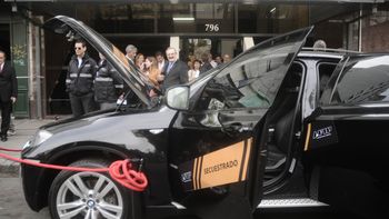 piden anular la subasta del auto de farina piden anular la subasta del auto de farina