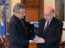 rossi: nos sentimos apoyados por la oea y la onu rossi: nos sentimos apoyados por la oea y la onu