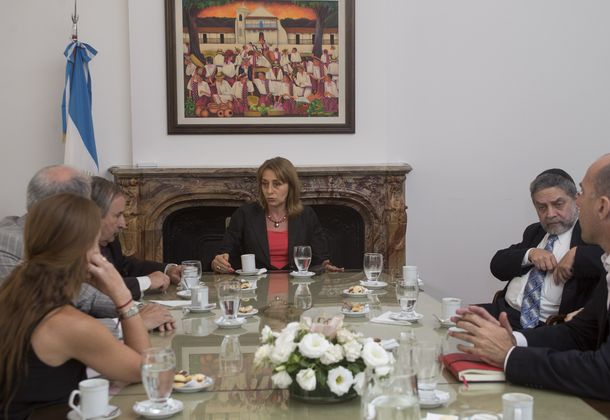 Los reemplazantes de Nisman deberán ser intachables e intocables