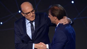 Daniel Martínez aseguró que Lacalle Pou mintió en campaña, ya que se prometieron cantidad de cosas que no se cumplieron. Daniel Martínez aseguró que Lacalle Pou mintió en campaña, ya que se prometieron cantidad de cosas que no se cumplieron.