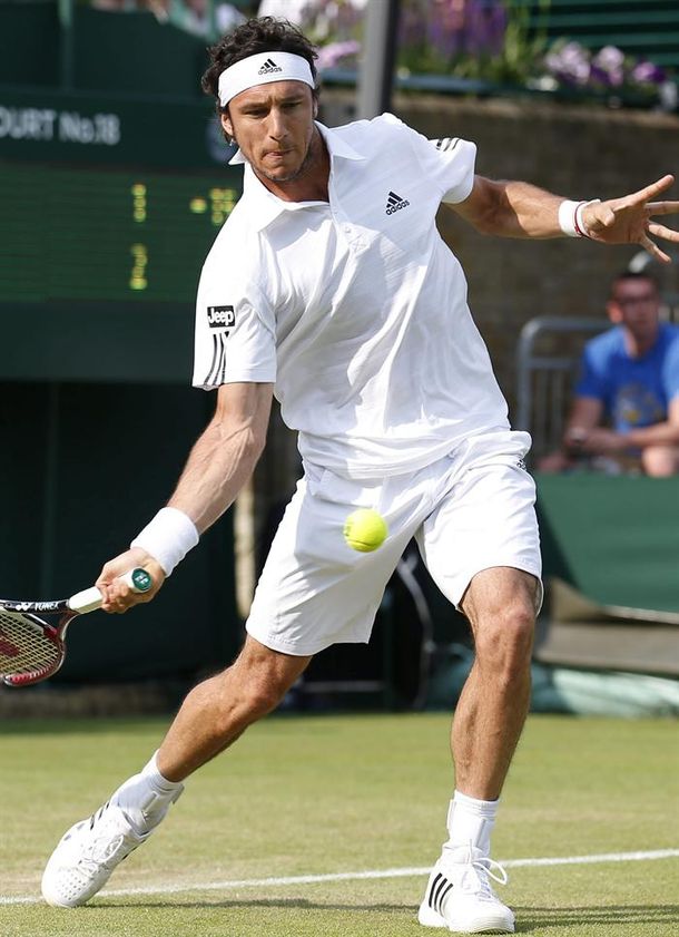 Mónaco se despidió de Londres al caer con De Schepper