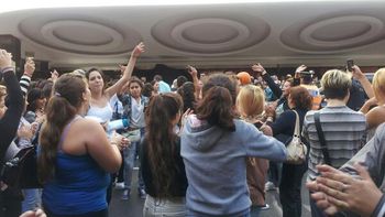 #esdenovela: insolito piquete en el centro por dulce amor #esdenovela: insolito piquete en el centro por dulce amor