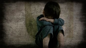 vestia a su hijo de mujer para violarlo, quien a su vez abusaba de su hermano vestia a su hijo de mujer para violarlo, quien a su vez abusaba de su hermano