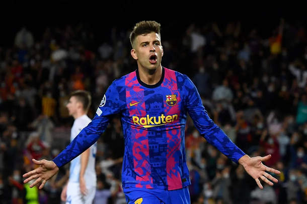 Piqué, Shakira y el incómodo momento en el vestuario del Barcelona