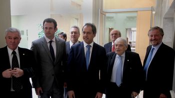 marcha atras: ahora los industriales niegan haberle pedido a scioli un ajuste marcha atras: ahora los industriales niegan haberle pedido a scioli un ajuste