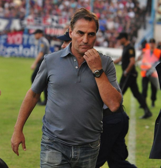 Por un pico de presión, internaron a Leonardo Madelón