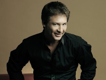 Adrián Suar: Podría decir muchas cosas de Araceli