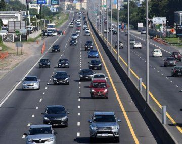 Levantan el paro de micros: se normaliza el tránsito en la autopista Buenos Aires-La Plata