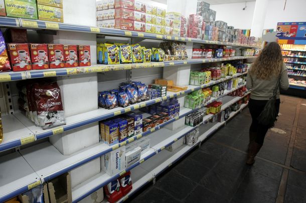 Uruguay también analiza impulsar acuerdos de precios para controlar la inflación