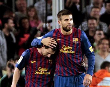 Piqué se emocionó al agradecer un premio y Messi se burló de él
