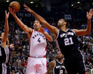 Duelo argentino: los Spurs de Ginóbili no pudieron con los Raptors de Scola