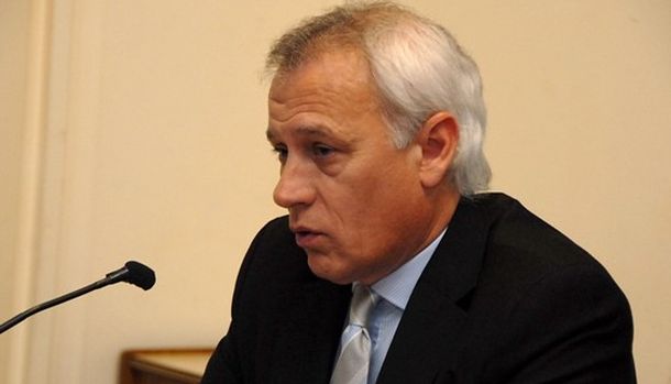 Muere un funcionario de Santa Cruz de un tiro accidental