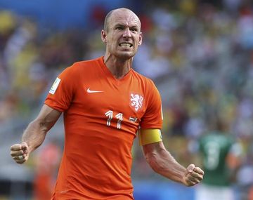 Robben se disculpó por simular un penal