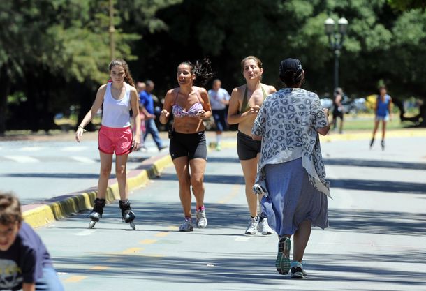 La ola de calor seguirá hasta el martes en Capital y alrededores