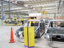 la actividad industrial cayo 1,6% en noviembre la actividad industrial cayo 1,6% en noviembre