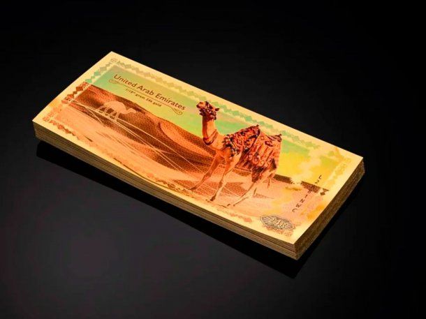 Dubái emitió un billete de oro de 24 quilates