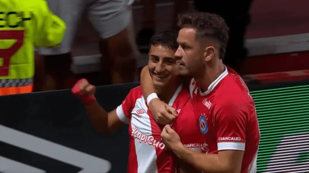 Torneo Apertura: Argentinos Juniors empató 1-1 ante Huracán en La Paternal