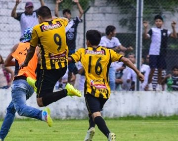 Se vivió una verdadera barbarie en Salta (Foto: @arengadeportiva)